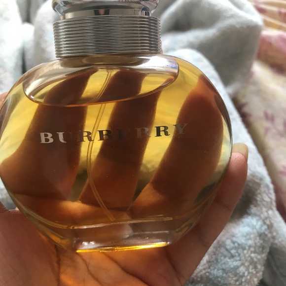 Burberry Other - Burberry parfum